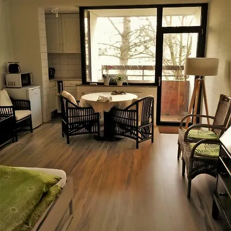 Ruhiges Apt. Direkt Am Naherholungsgebiet Mit Seeblick, Zentrum 5min, Messe 18min Apartment Nuremberg