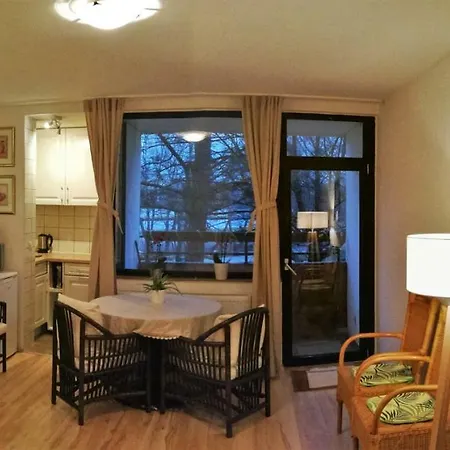Ruhiges Apt. Direkt Am Naherholungsgebiet Mit Seeblick, Zentrum 5min, Messe 18min Апартаменты