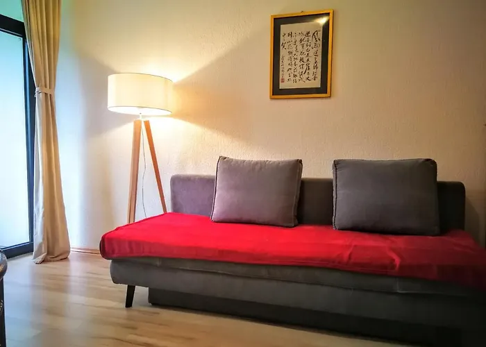 Ruhiges Apt. Direkt Am Naherholungsgebiet Mit Seeblick, Zentrum 5min, Messe 18min *