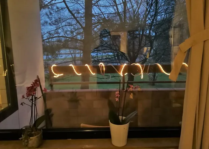 Ruhiges Apt. Direkt Am Naherholungsgebiet Mit Seeblick, Zentrum 5min, Messe 18min