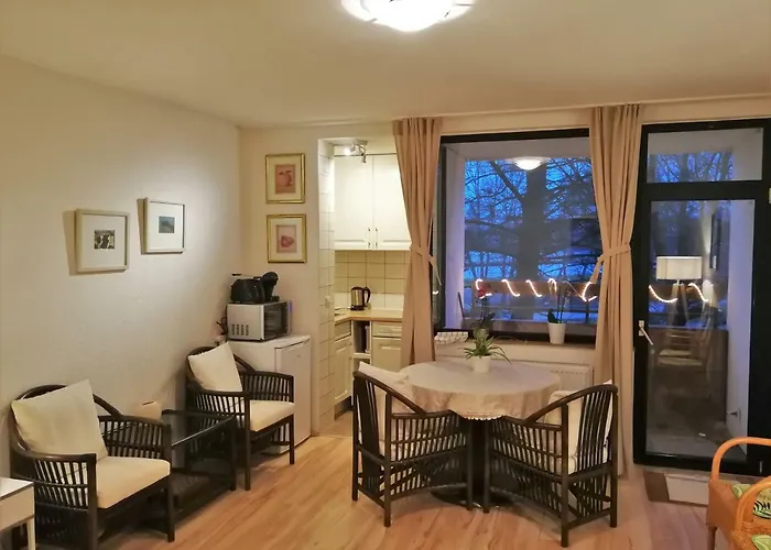 Ruhiges Apt. Direkt Am Naherholungsgebiet Mit Seeblick, Zentrum 5min, Messe 18min Apartament